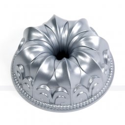 Khuôn Bundt Thái Breadleaf giá rẻ chỉ với 275.000 đ