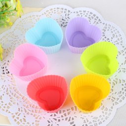 Khuôn silicon cupcake rời tim giá rẻ chỉ với 4.000 đ