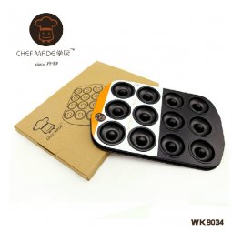 Khuôn donut chefmade 12 lỗ chống dính giá rẻ chỉ với 130.000 đ