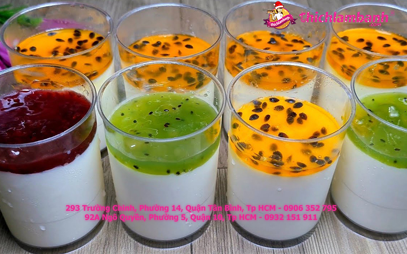 Hướng dẫn cách làm Panna Cotta chuẩn vị Ý với 5 vị sốt trái cây tươi